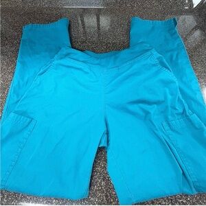 COPY - 3/$15. Ladies scrubs Small